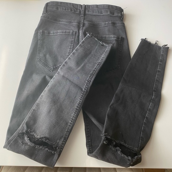 Zara Denim - Zara High Waisted Distressed Jeans, Size 4